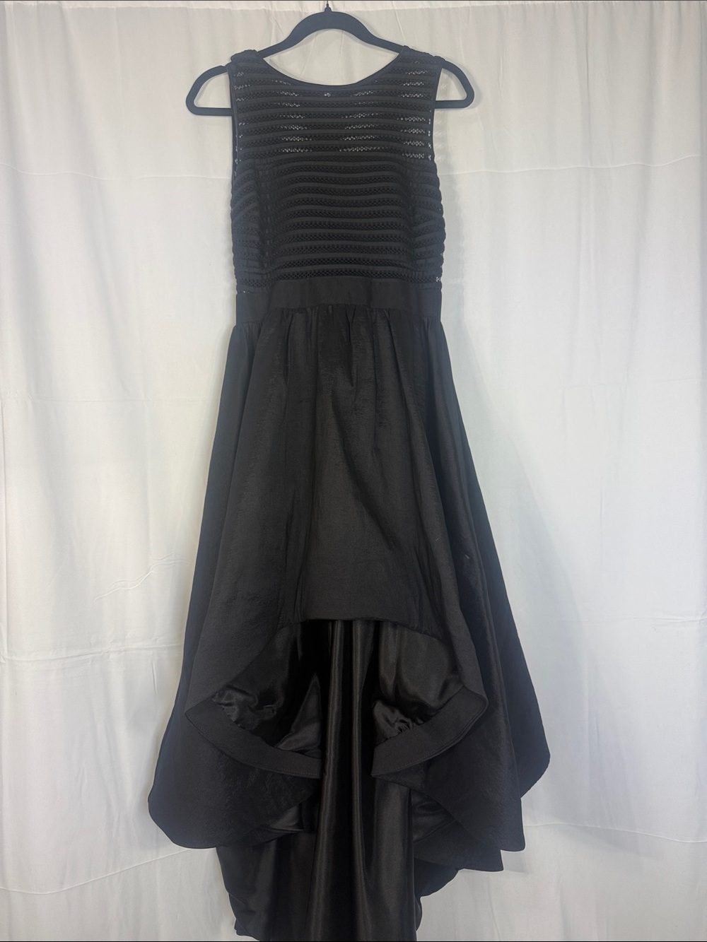 BETSY & ADAM BLACK HIGH-LOW COCKTAIL DRESS SZ 6 - Picture 3 of 10